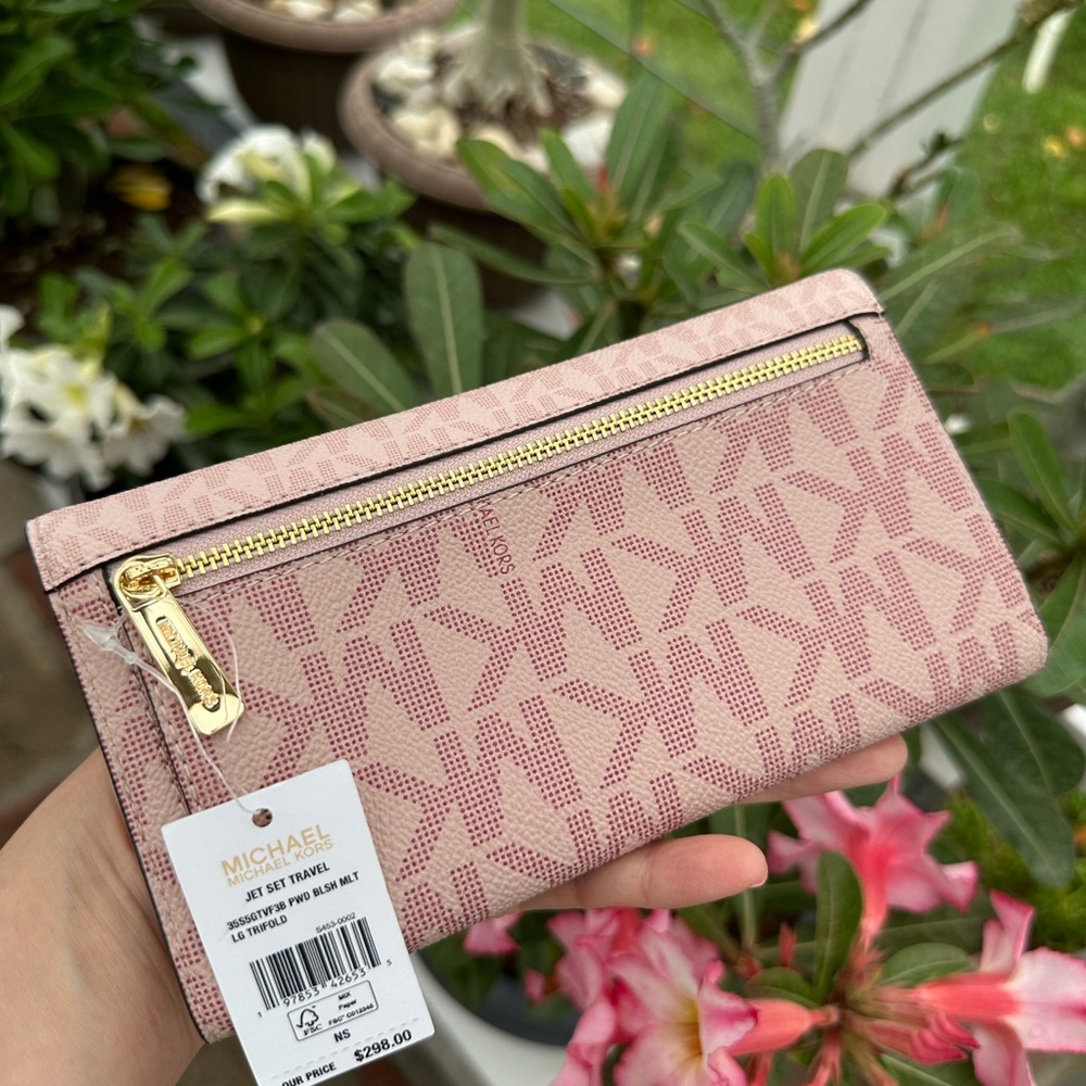 MICHAEL KORS Pink Satchel Handbag with Matching Wallet - Picture 9 of 11